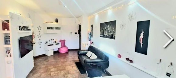 4 rooms Apartment in Corciano, Italy No. 256042 2