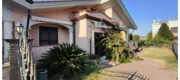 Apartamento de 6 divisões em Ardea, Italy N.º 12452 9