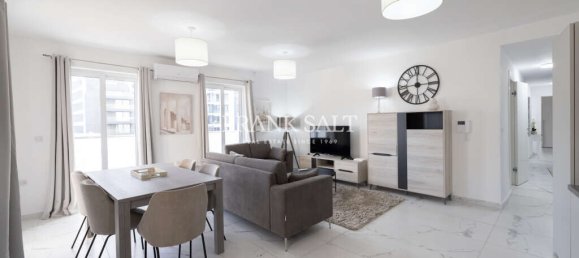 Apartamento de 3 dormitorios en Sliema, Malta No. 2701 3