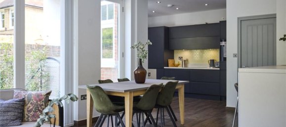 3 Schlafzimmer Wohnung in London, United Kingdom, Nr. 3752 4