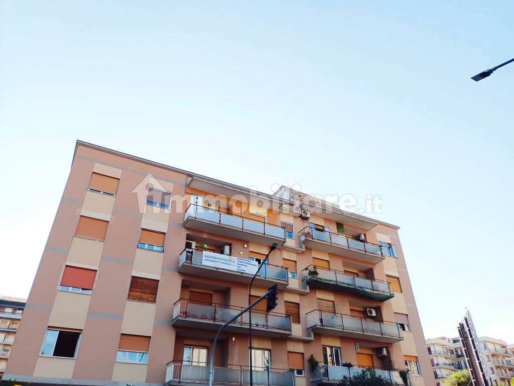 3 bedrooms Apartment in Catania, Italy No. 274569