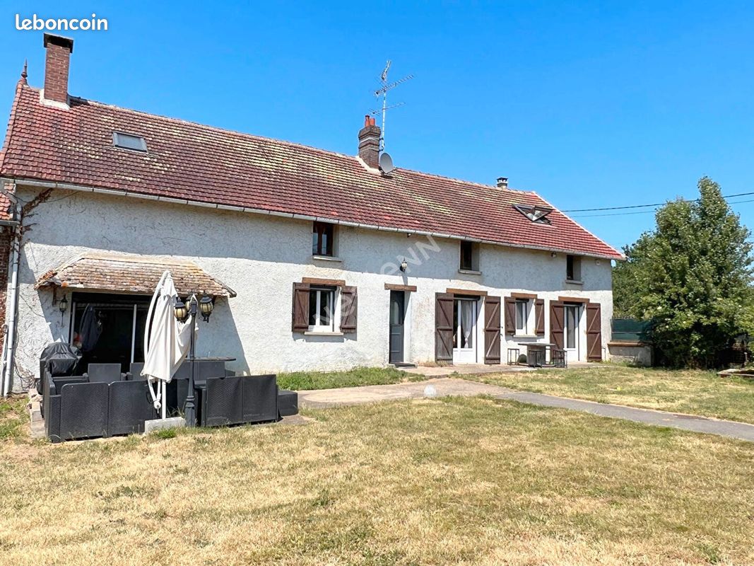 5 غرف نوم منزل في Chaumont-en-Vexin, France رقم 66577