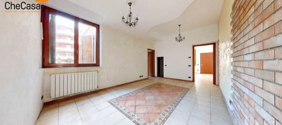 Apartamento de 3 habitaciónes en Vanzago, Italy No. 4282 2