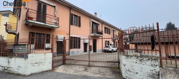 Apartamento de 3 habitaciónes en Vanzago, Italy No. 4282 18