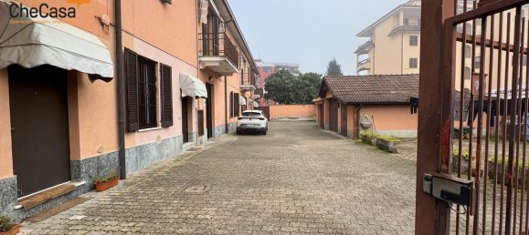 Apartamento de 3 habitaciónes en Vanzago, Italy No. 4282 17