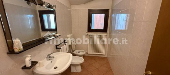 124m² Office in Poggio Rusco, Italy No. 279120 12