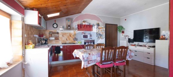 5 rooms Apartment in Staffolo, Italy No. 2042 2