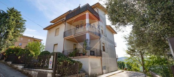 5 rooms Apartment in Staffolo, Italy No. 2042 14