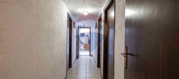 5 rooms Apartment in Staffolo, Italy No. 2042 11