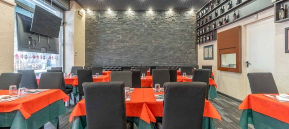 3 rooms Commercial property in Milan, Italy No. 246447 9