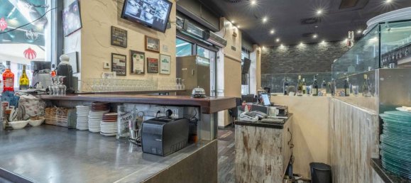 3 rooms Commercial property in Milan, Italy No. 246447 14