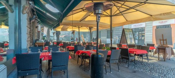 3 rooms Commercial property in Milan, Italy No. 246447 4