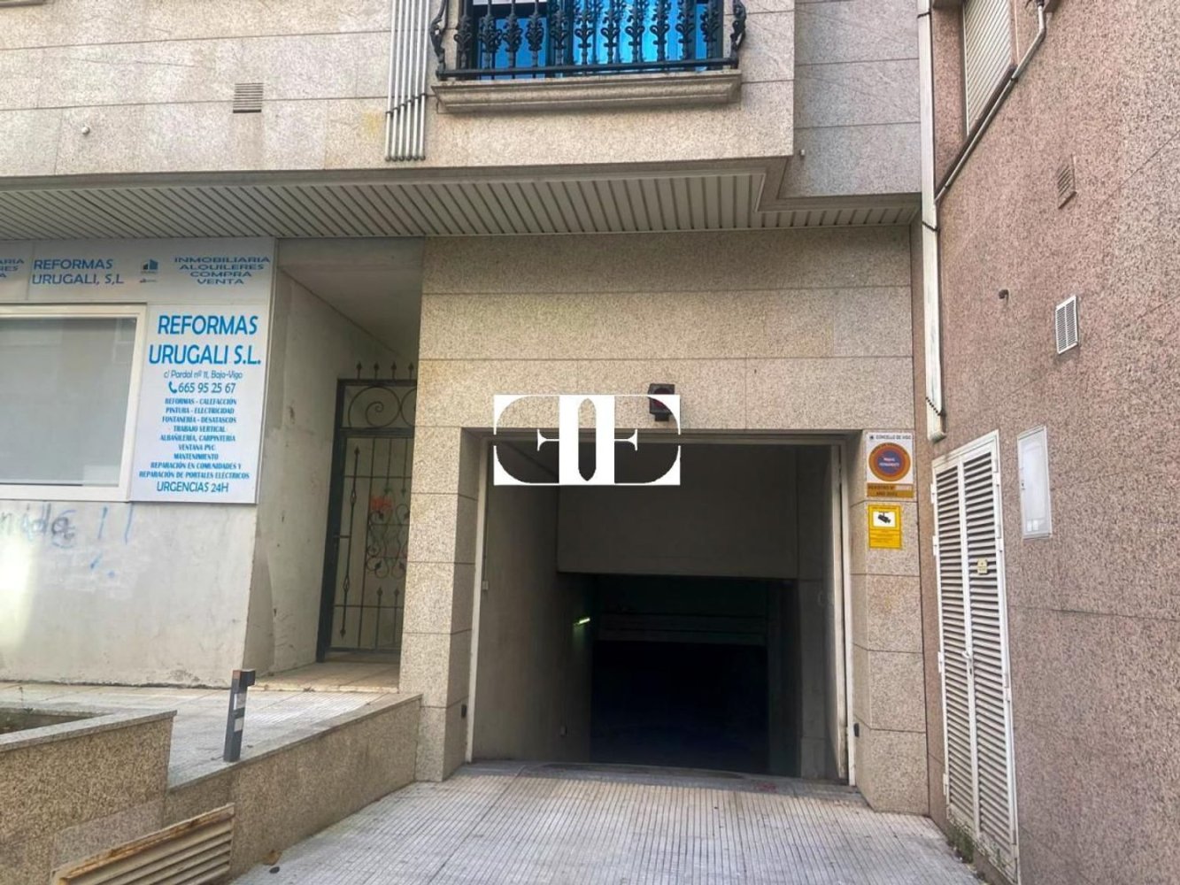 10m² Garage in Vigo, Spain No. 218903