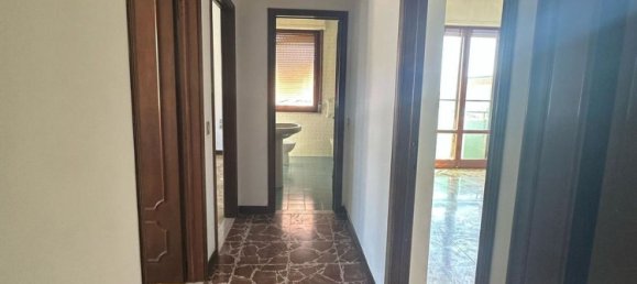 5 bedrooms Apartment in Cascina, Italy No. 380646 8