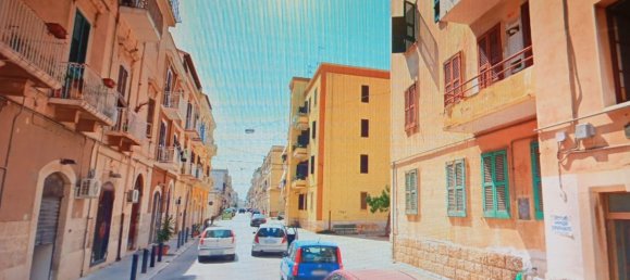 عقار تجاري في Trani, Italy 65متر مربع رقم 72324 2
