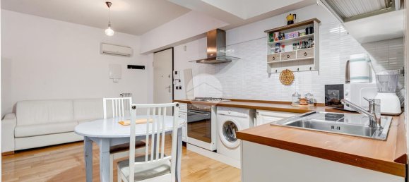 Studio à Rome, Italy No. 234120 6