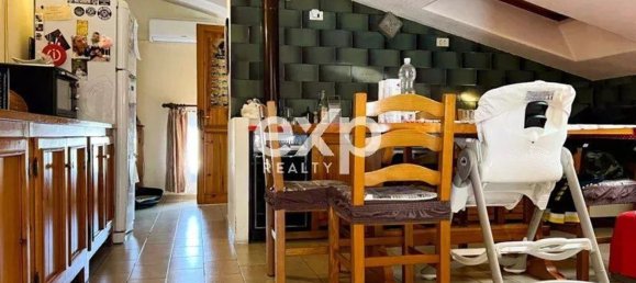 Casa de 12 divisões em Caerano di San Marco, Italy N.º 59017 11