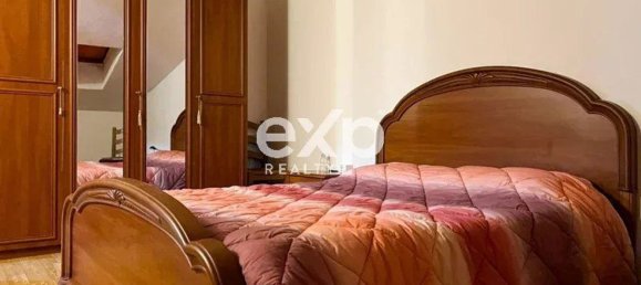 Casa de 12 divisões em Caerano di San Marco, Italy N.º 59017 10