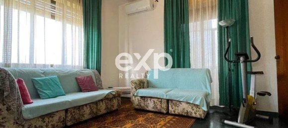 Casa de 12 divisões em Caerano di San Marco, Italy N.º 59017 3