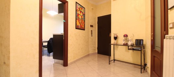 Квартира с 3 комнатами в Турин, Италия № 105395 9