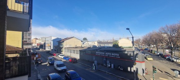 Квартира с 3 комнатами в Турин, Италия № 105395 17