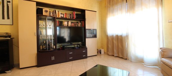 Квартира с 3 комнатами в Турин, Италия № 105395 13