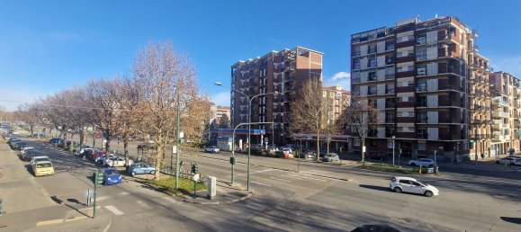 Квартира с 3 комнатами в Турин, Италия № 105395 19