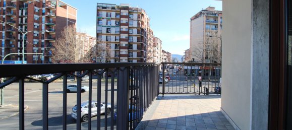 Квартира с 3 комнатами в Турин, Италия № 105395 16