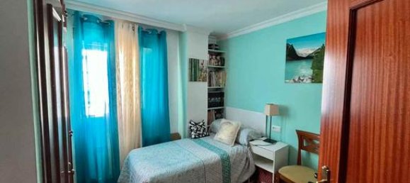 Apartamento de 2 dormitorios en Marbella, Spain No. 186709 4