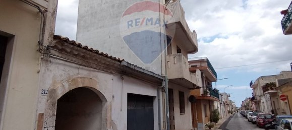 7 rooms House in Canicattini Bagni, Italy No. 284443 9