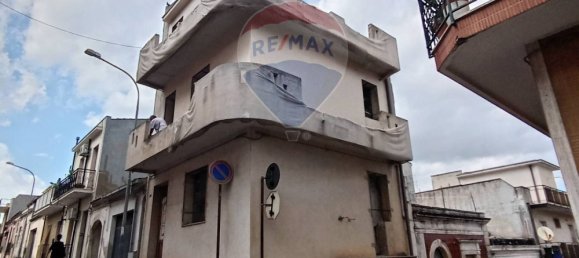 7 rooms House in Canicattini Bagni, Italy No. 284443 3