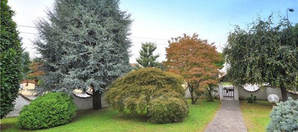 7 rooms Villa in Robecchetto con Induno, Italy No. 140937 26