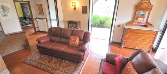 7 rooms Villa in Robecchetto con Induno, Italy No. 140937 10