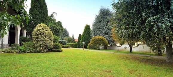 7 rooms Villa in Robecchetto con Induno, Italy No. 140937 31