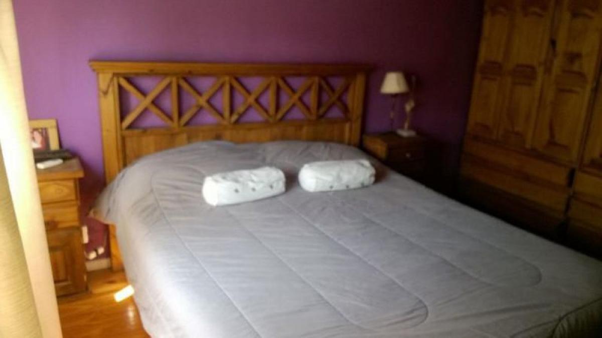 2 bedrooms House in Tres de Febrero, Argentina No. 5048