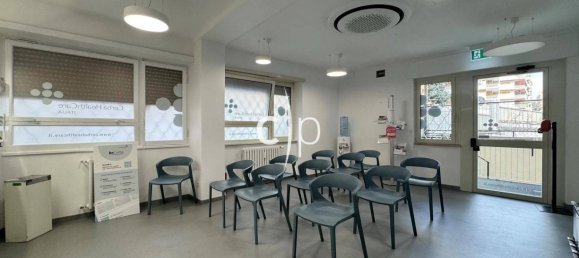 5-Zimmer Gewerbliche Immobilie in Rome, Italy, Nr. 352287 20