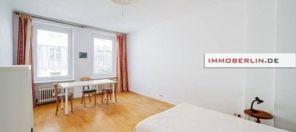 Studio in Berlin, Germany No. 12061 3