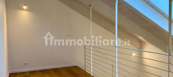 Квартира с 1 спальней в Турин, Италия № 296372 6