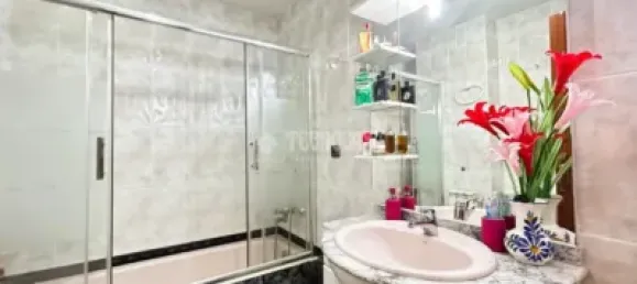 3 chambres Appartement à L'Hospitalet de Llobregat, Spain No. 182584 8