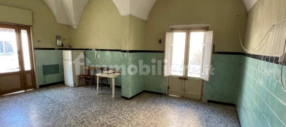 21m² Warehouse in Salice Salentino, Italy No. 329976 6