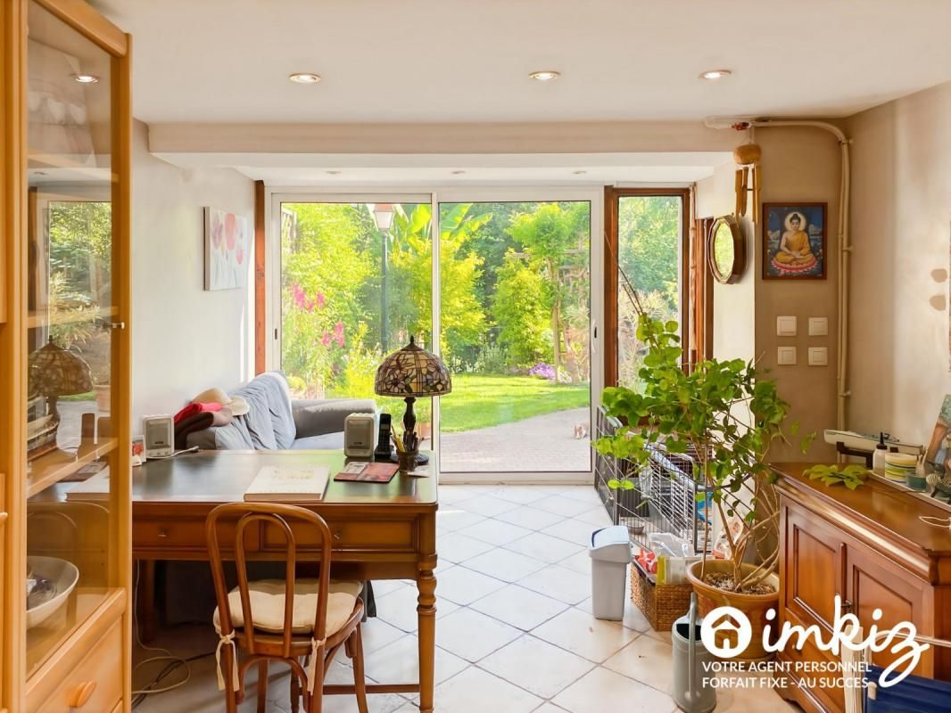 3 غرف نوم منزل في Epinay-sur-Seine, France رقم 321755