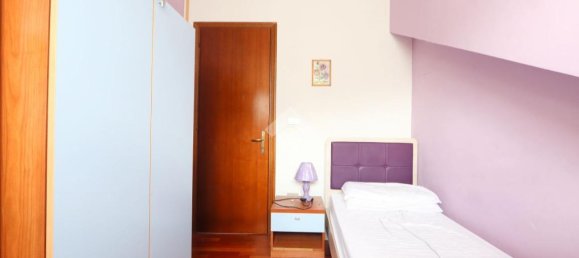 Apartamento de 4 divisões em L'Aquila, Italy N.º 15063 16