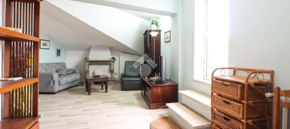 Apartamento de 4 divisões em L'Aquila, Italy N.º 15063 6