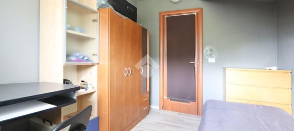 Apartamento de 4 divisões em L'Aquila, Italy N.º 15063 18