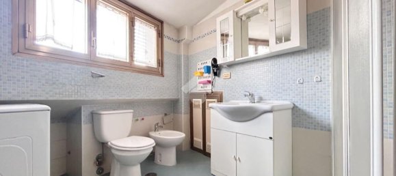 Apartamento de 4 divisões em L'Aquila, Italy N.º 15063 19