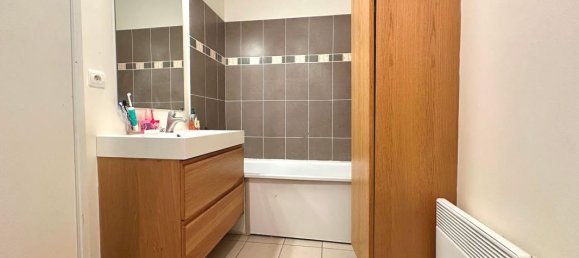 Apartamento de 3 dormitorios en Epinay-sur-Seine, France No. 127747 5