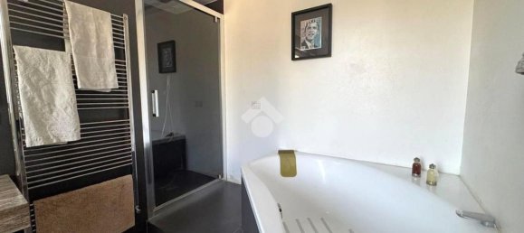 4 bedrooms Apartment in Naples, Italy No. 359246 28