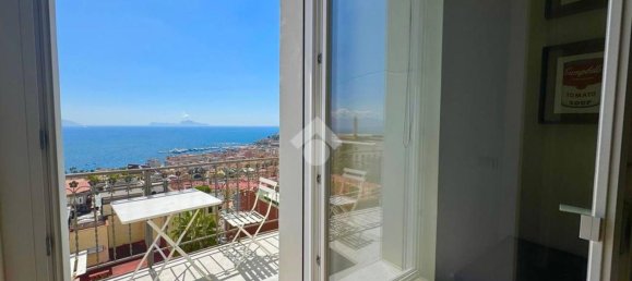 4 bedrooms Apartment in Naples, Italy No. 359246 18