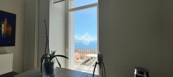 4 bedrooms Apartment in Naples, Italy No. 359246 19