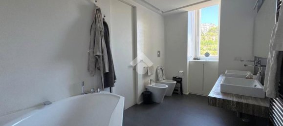 4 bedrooms Apartment in Naples, Italy No. 359246 29